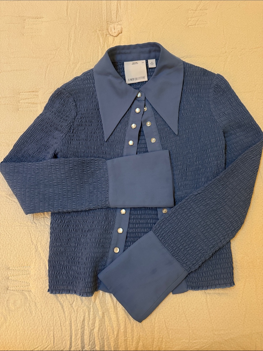 c/meo collective washed blue textured top with dramatic dagger collar XXS